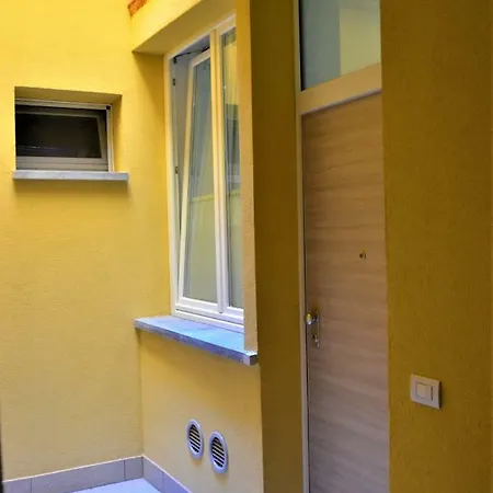 Casa Caldarese شقة